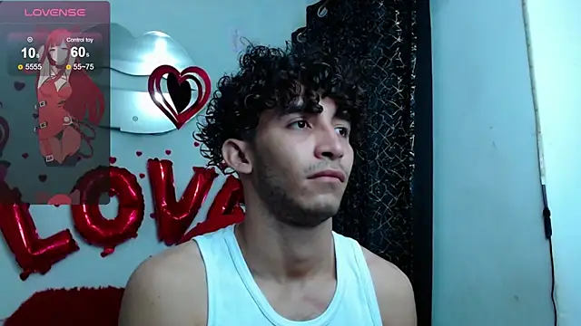 Snapshot of Caius_fox chatting on February 26, 12:26 pm Caius fox online show from February 26, 12:26 pm