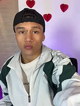 Dominik Souza online show from February 15, 7:43 pm