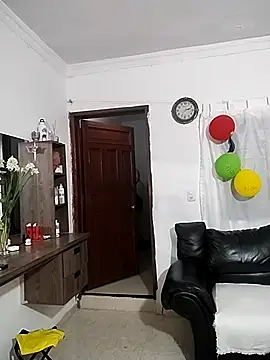 Snapshot of AfroditaX23 chatting on February 5, 7:18 pm AfroditaX23 online show from February 5, 7:18 pm