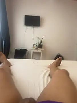 Leitequentegg online show from April 24, 1:24 pm