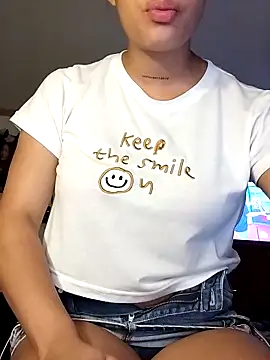 Snapshot of Churitos69 chatting on February 9, 11:20 pm Churitos69 online show from February 9, 11:20 pm