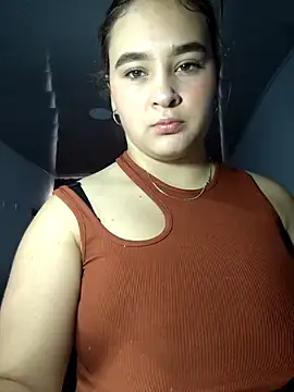 Snapshot of katty_42 chatting on April 18, 7:40 pm katty 42 online show from April 18, 7:40 pm