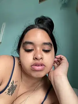 Aloyenita online show from May 7, 10:53 am