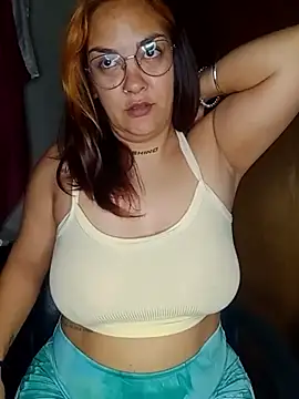 Snapshot of kuramaqueen chatting on July 18, 9:46 am kuramaqueen online show from July 18, 9:46 am