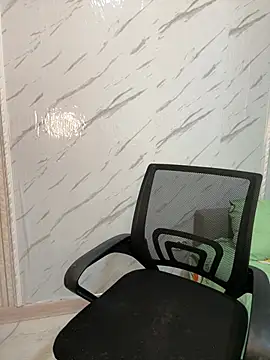 AliceeXHottie online show from August 8, 8:38 am
