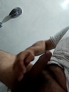 Snapshot of dreamypradanu chatting on March 23, 1:31 am dreamypradanu online show from March 23, 1:31 am