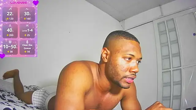 Snapshot of coffeewithmilk_1 chatting on February 11, 1:10 am coffeewithmilk 1 online show from February 11, 1:10 am