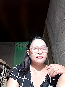 Snapshot of hotpinay_45 chatting on February 25, 6:12 am hotpinay 45 online show from February 25, 6:12 am