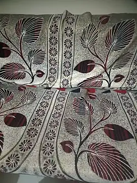 Snapshot of Roohbabe chatting on February 24, 6:11 am Roohbabe online show from February 24, 6:11 am