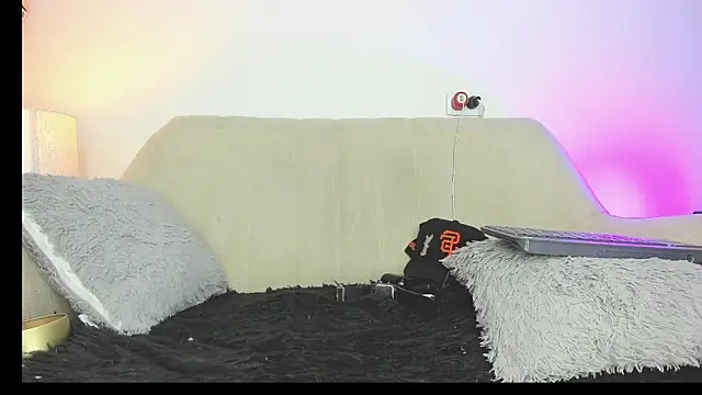 drakomilck1 online show from February 28, 6:09 pm