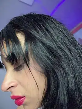 Snapshot of Sasha-18 chatting on February 17, 12:56 pm Sasha-18 online show from February 17, 12:56 pm