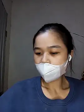 Snapshot of Daisy-lusia2026 chatting on March 9, 2:21 pm Daisy-lusia2026 online show from March 9, 2:21 pm