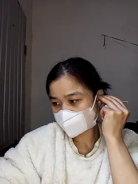 Snapshot of Daisy-lusia2026 chatting on April 4, 2:25 pm Daisy-lusia2026 online show from April 4, 2:25 pm