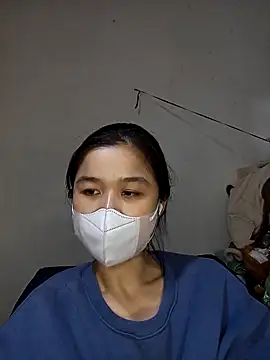 Snapshot of Daisy-lusia2026 chatting on April 13, 2:22 pm Daisy-lusia2026 online show from April 13, 2:22 pm