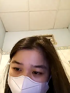 Snapshot of Daisy-lusia2026 chatting on April 15, 10:21 pm Daisy-lusia2026 online show from April 15, 10:21 pm