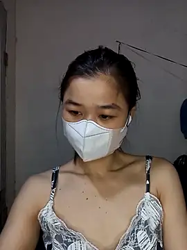 Snapshot of Daisy-lusia2026 chatting on April 18, 11:16 pm Daisy-lusia2026 online show from April 18, 11:16 pm