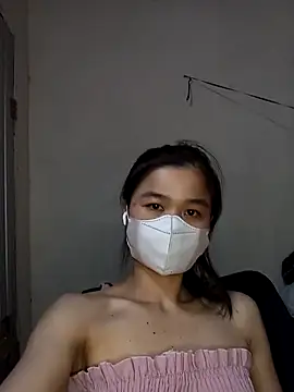 Snapshot of Daisy-lusia2026 chatting on April 19, 11:20 am Daisy-lusia2026 online show from April 19, 11:20 am