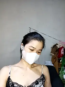 Snapshot of Daisy-lusia2026 chatting on April 27, 12:52 am Daisy-lusia2026 online show from April 27, 12:52 am