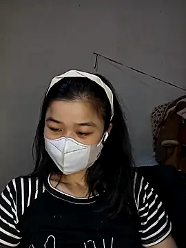 Snapshot of Daisy-lusia2026 chatting on April 30, 2:07 am Daisy-lusia2026 online show from April 30, 2:07 am