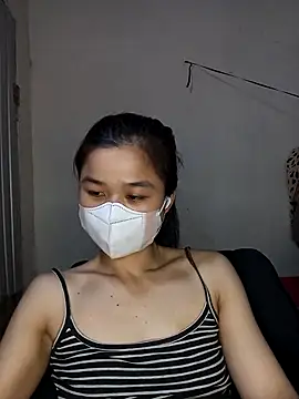 Snapshot of Daisy-lusia2026 chatting on April 30, 2:12 pm Daisy-lusia2026 online show from April 30, 2:12 pm