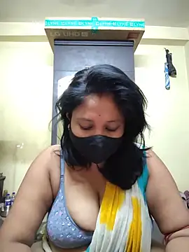 Curvy Trisha online show from May 31, 3:08 pm