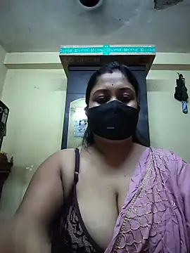 Curvy Trisha online show from July 2, 7:31 pm