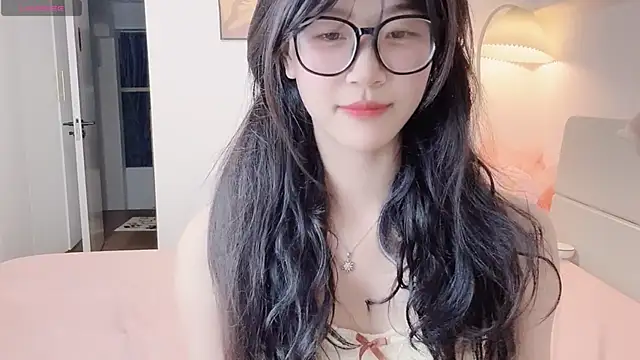 Luminous4173 online show from May 12, 12:57 pm