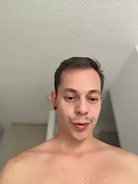 Snapshot of AxelMuller chatting on February 24, 2:04 pm AxelMuller online show from February 24, 2:04 pm