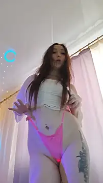 Snapshot of _strawberry_moon_ chatting on February 20, 10:49 am strawberry moon online show from February 20, 10:49 am