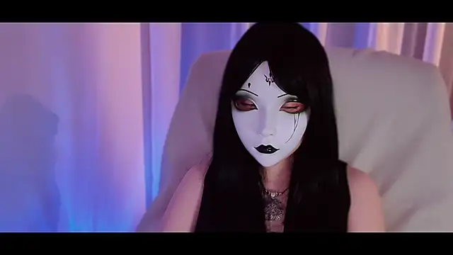 Snapshot of NoirLiliyaa chatting on February 8, 8:34 pm NoirLiliyaa online show from February 8, 8:34 pm