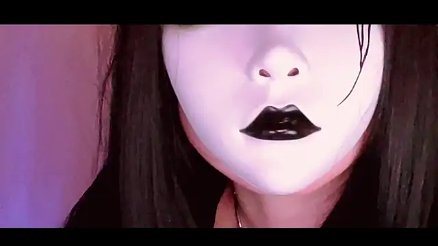 Snapshot of NoirLiliyaa chatting on February 27, 7:03 pm NoirLiliyaa online show from February 27, 7:03 pm