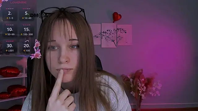 eira mouse online show from February 21, 9:43 am