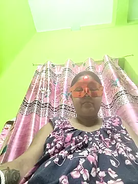 Snapshot of mahi893 chatting on February 19, 6:26 pm mahi893 online show from February 19, 6:26 pm