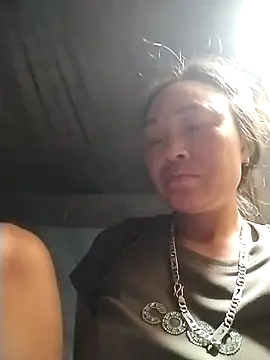 Neoone 1 online show from April 6, 7:59 pm