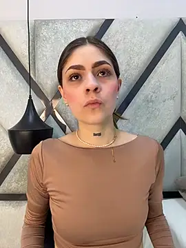 Snapshot of AriaWillssX chatting on February 10, 8:13 pm AriaWillssX online show from February 10, 8:13 pm