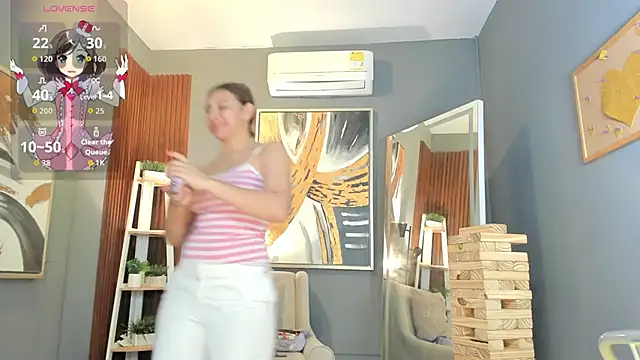 nina swaan online show from February 4, 11:05 am