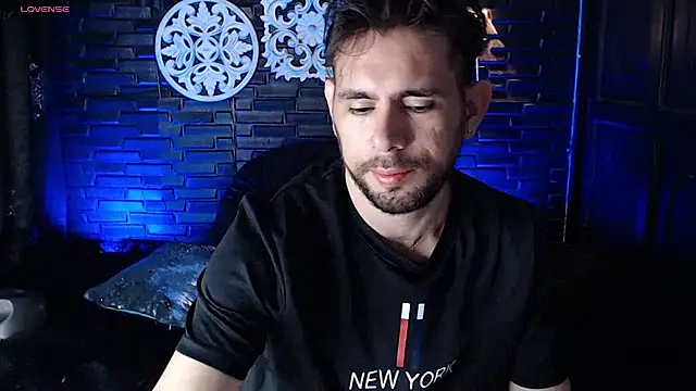Snapshot of dany_ray chatting on May 31, 11:39 am dany ray online show from May 31, 11:39 am