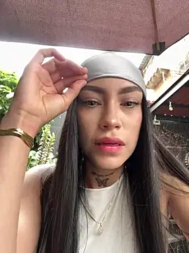 Bonny Eva online show from February 5, 6:45 pm