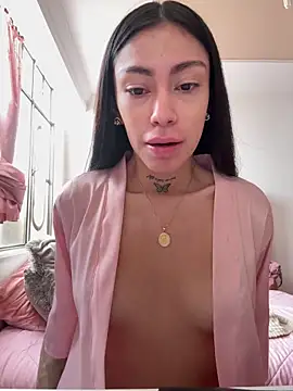 Bonny Eva online show from April 2, 4:15 pm