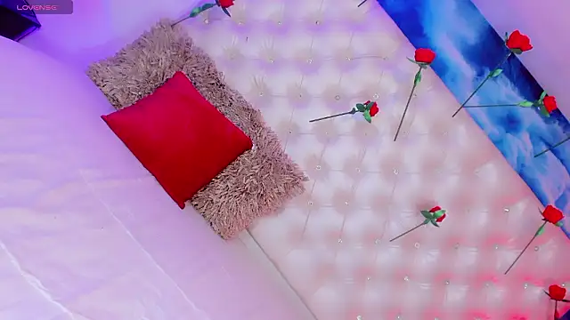 Snapshot of Baby_Lumina chatting on February 13, 4:41 am Baby Lumina online show from February 13, 4:41 am