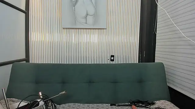 Snapshot of VenusColeman_ chatting on February 23, 9:01 pm VenusColeman online show from February 23, 9:01 pm