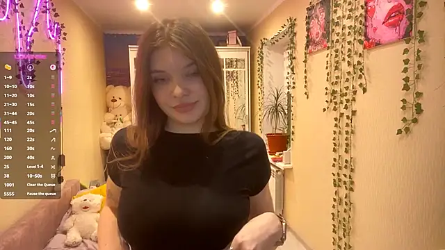 Snapshot of PowderedTalc chatting on February 4, 4:13 pm PowderedTalc online show from February 4, 4:13 pm