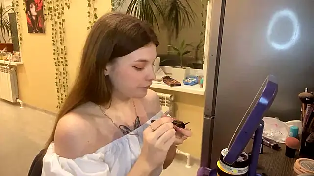 Snapshot of PowderedTalc chatting on February 24, 4:16 pm PowderedTalc online show from February 24, 4:16 pm