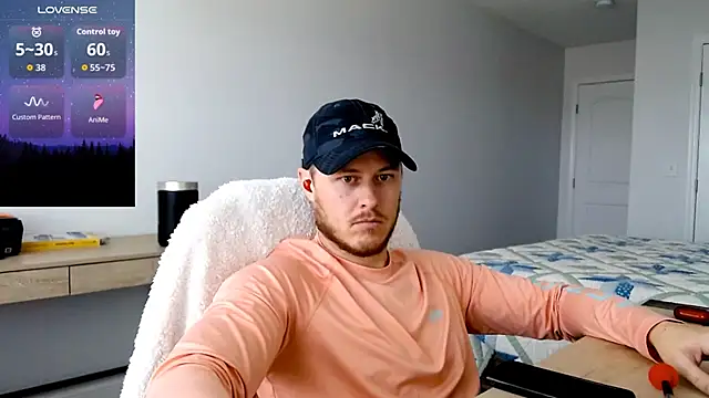 69MAV69 online show from February 19, 4:36 pm