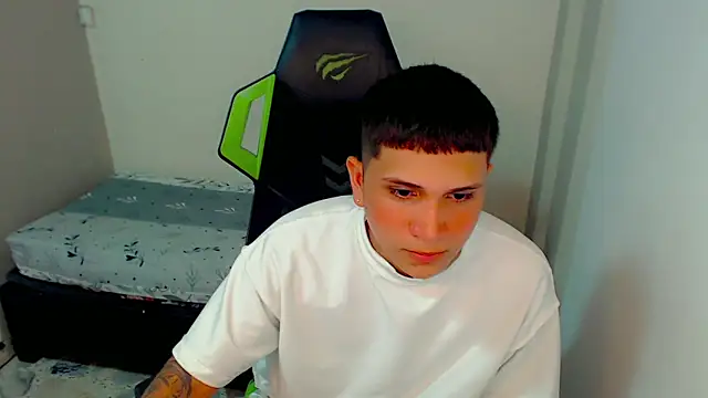 Black diamondd  online show from April 17, 4:43 pm