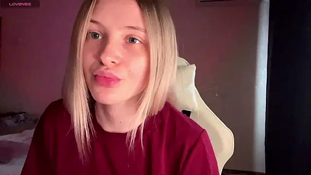 VibeVi online show from March 29, 1:00 pm