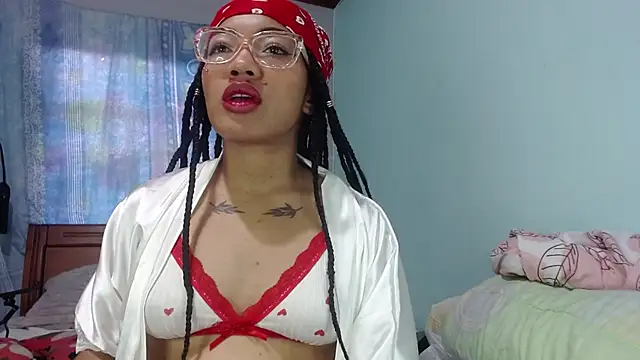 Sexy Supermomm online show from February 27, 3:34 pm