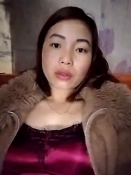 Ella-aa online show from March 8, 9:18 pm