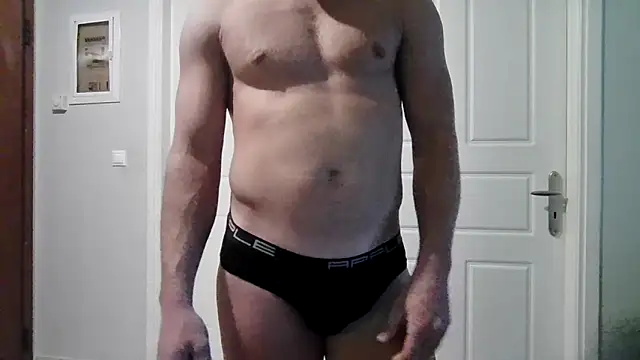 YoungforOld32 online show from March 3, 1:39 pm