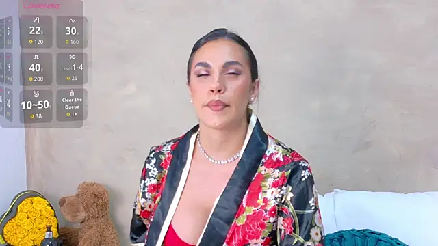 Snapshot of AndiVasquez chatting on April 5, 4:09 am AndiVasquez online show from April 5, 4:09 am